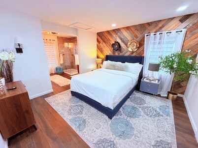 Private Balcony Suite with Fountain Views and Rain Shower