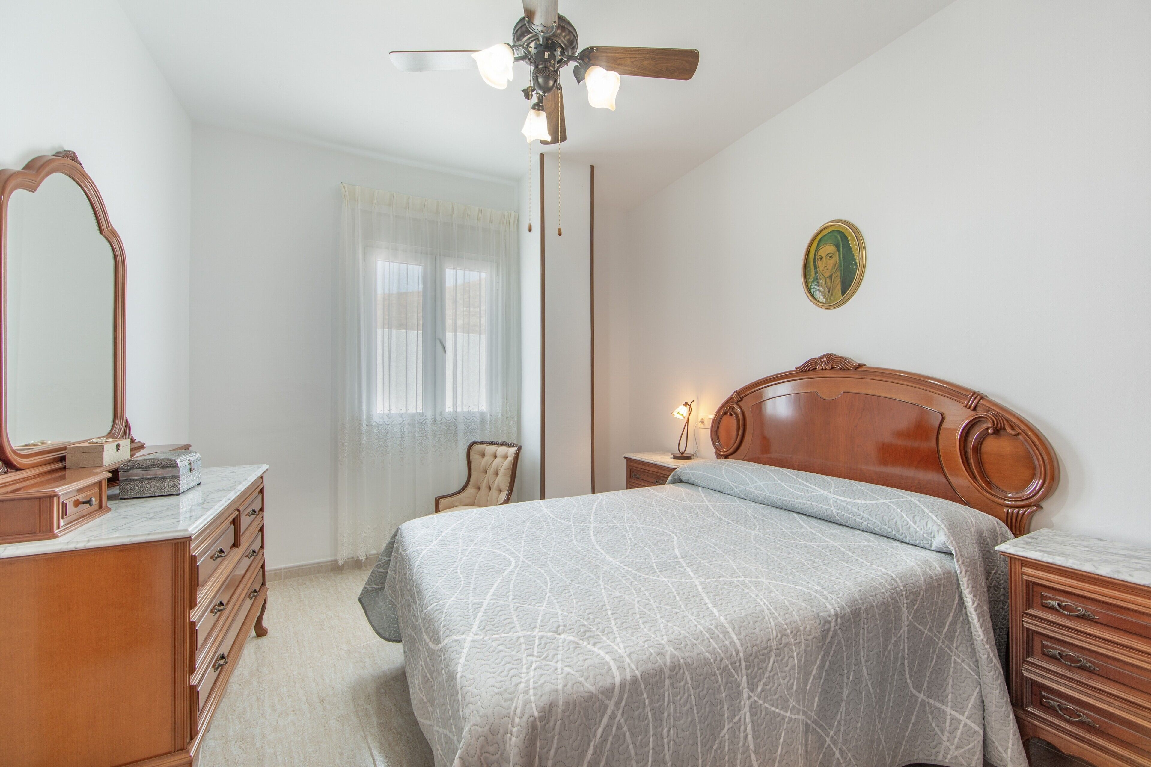 3 bedrooms, WiFi, bed sheets
