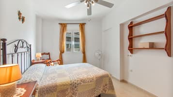 3 bedrooms, WiFi, bed sheets