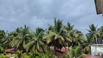 Economy Double Room, Garden View | Miscellaneous