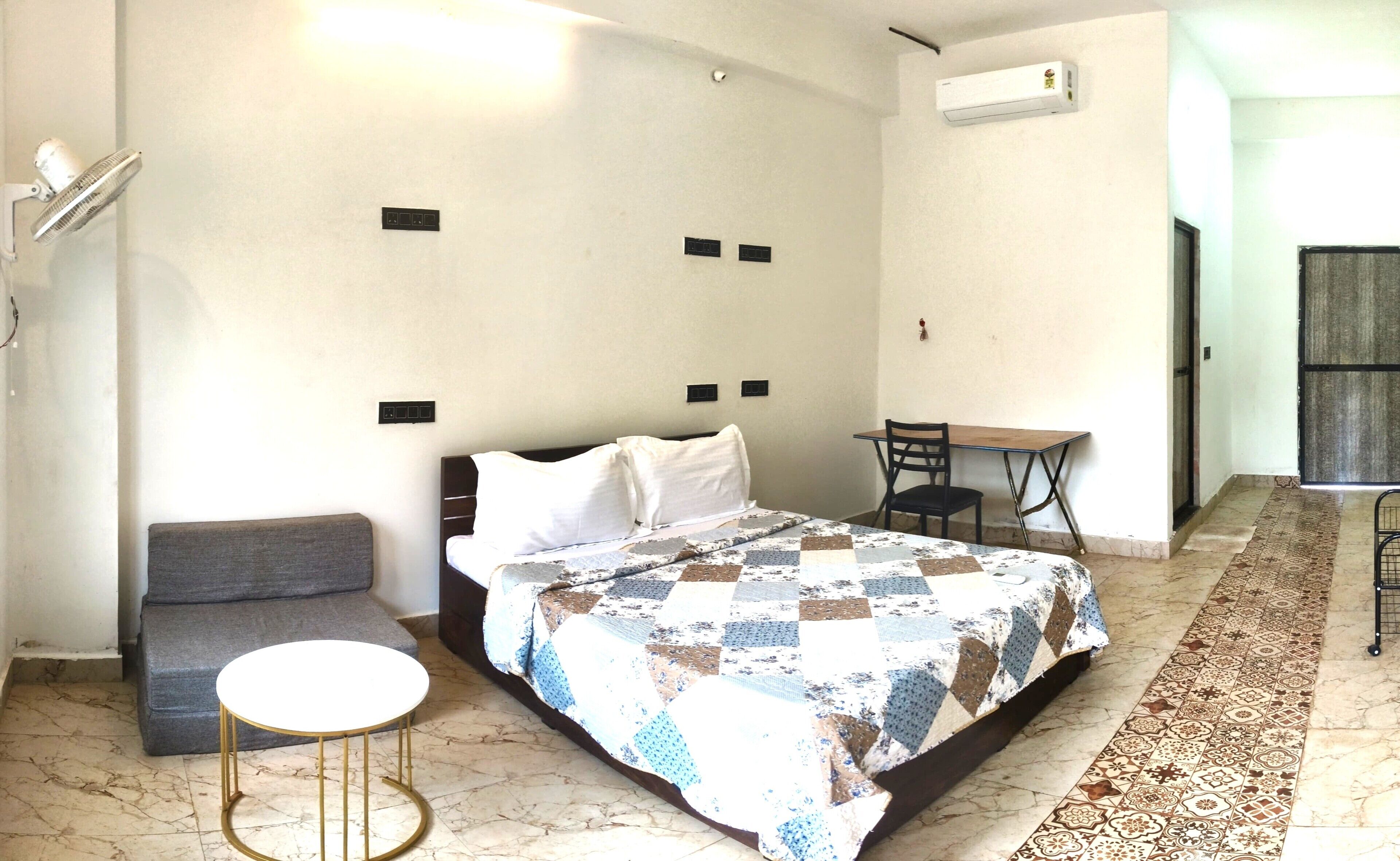 Economy Double Room, Garden View
