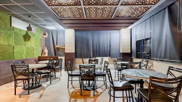 Rumah | Tempat makan