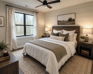 3 habitaciones, tabla de planchar con plancha, wifi y ropa de cama 