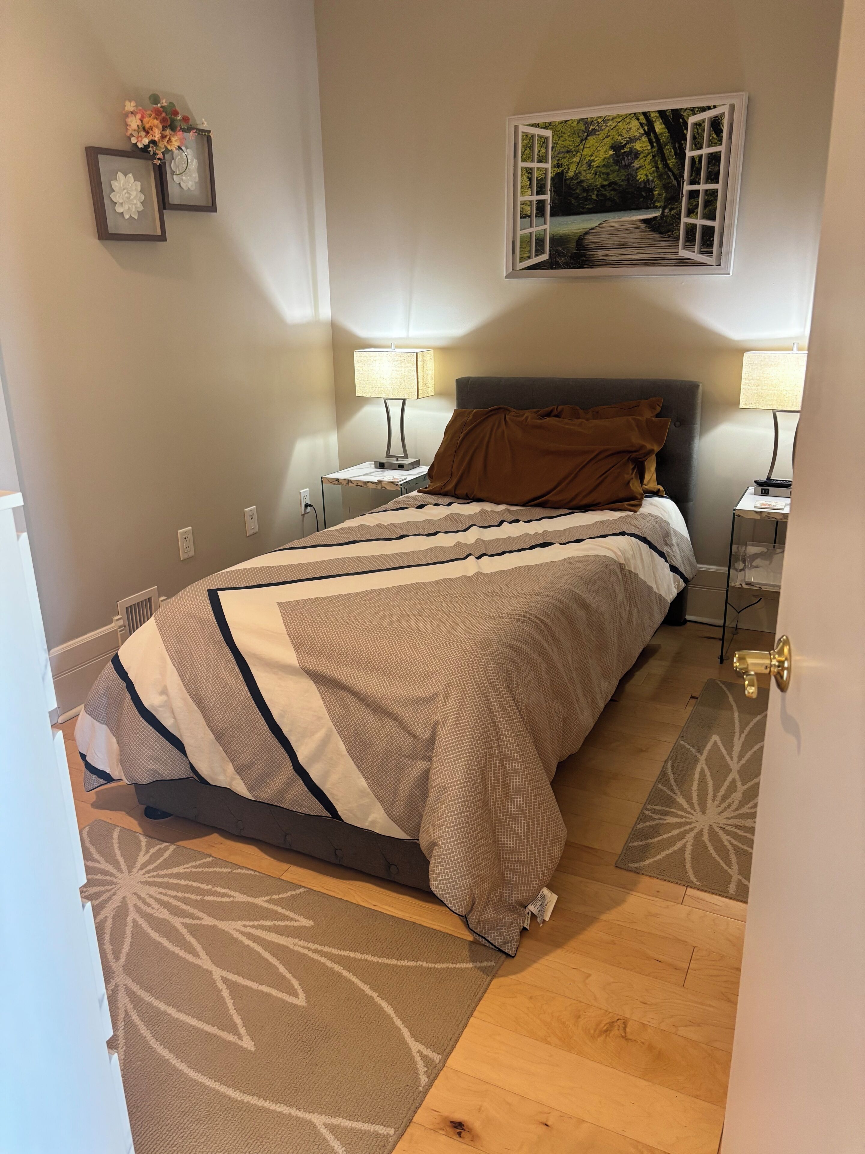 2 bedrooms, WiFi, bed sheets
