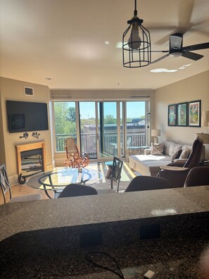 Living area - Downtown TC apartment. Walking distance to everything. (Traverse City)