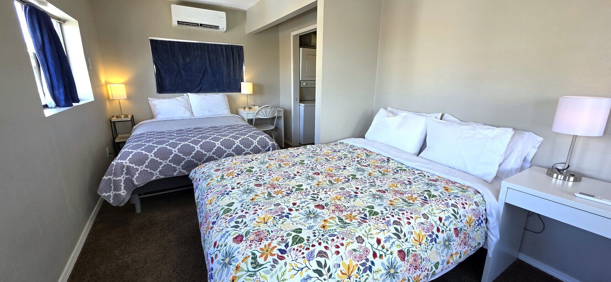 Desk, WiFi, bed sheets