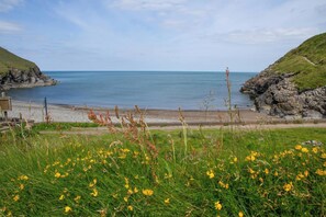 Beach - Glan Garan, Cwm Tydu (New Quay)
