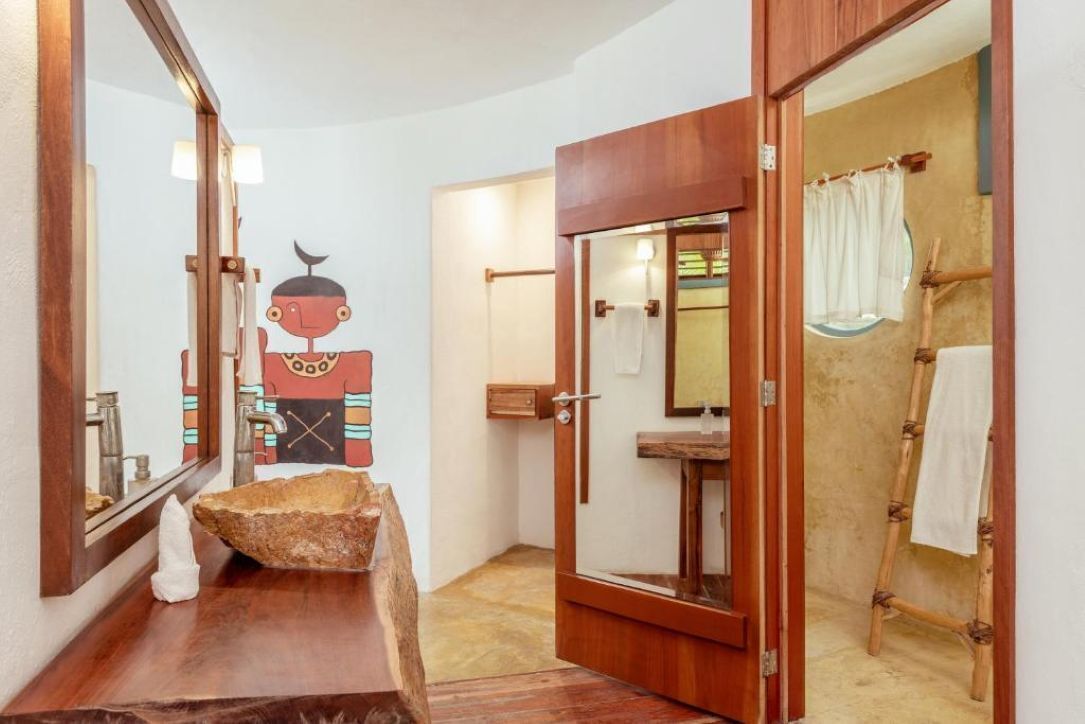 Towels, soap, toilet paper