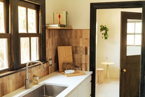 Bathroom - CHARMING SPANISH HOME FULLY FURNISHED (Los Angeles)