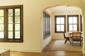 Dining - CHARMING SPANISH HOME FULLY FURNISHED (Los Angeles)