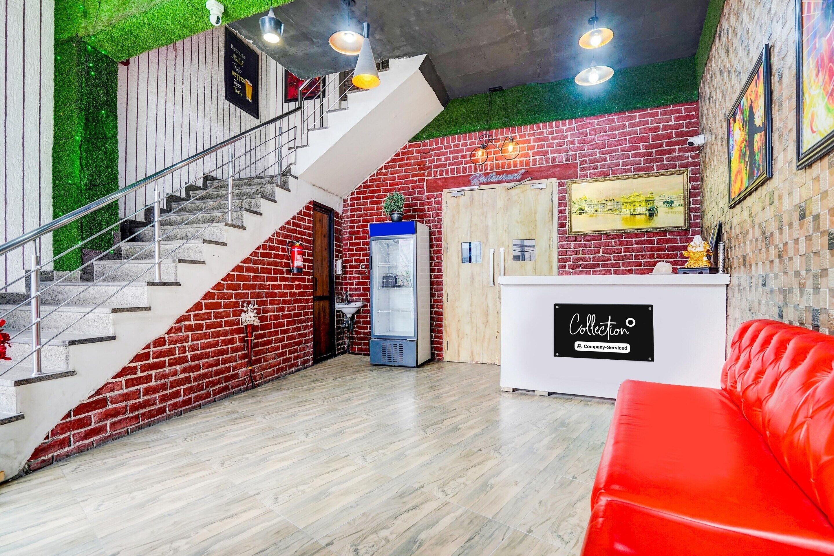 House | Reception