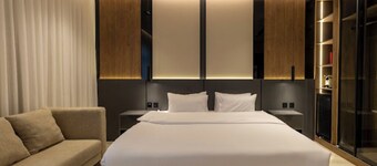Premium Studio Self Check-in Free Wi-fi
