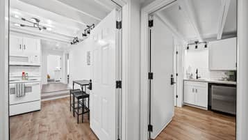 Apartment, Multiple Beds, Kitchen, Garden View (Vanessa (Plumb Line Coffee)) | Private kitchen