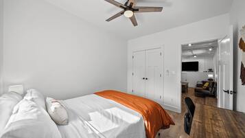 Apartment, Multiple Beds, Kitchen, Garden View (Vanessa (Plumb Line Coffee)) | 3 bedrooms, individually decorated, individually furnished
