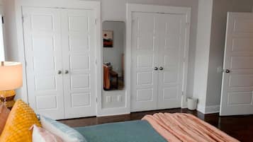 2 bedrooms, individually decorated, individually furnished, bed sheets