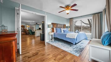3 bedrooms, individually decorated, individually furnished, bed sheets
