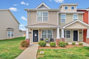 Exterior - Cottage With Community Pool (Clarksville)