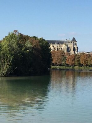 Miscellaneous - POT D'ÉTAIN (Châlons-en-Champagne)