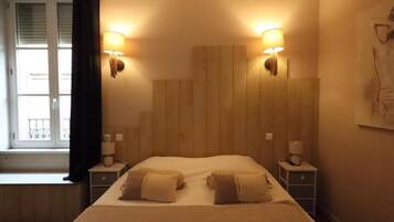 Family Triple Room | Desk, WiFi (free)