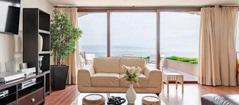 Modern Ocean View Flat Near to the Beach