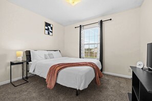 4 Schlafzimmer, Bügeleisen/Bügelbrett, WLAN, Bettwäsche