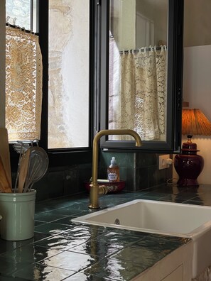 Bathroom - A little house in the Pre-Pyrenees, surrounded by nature. (Perarrúa)