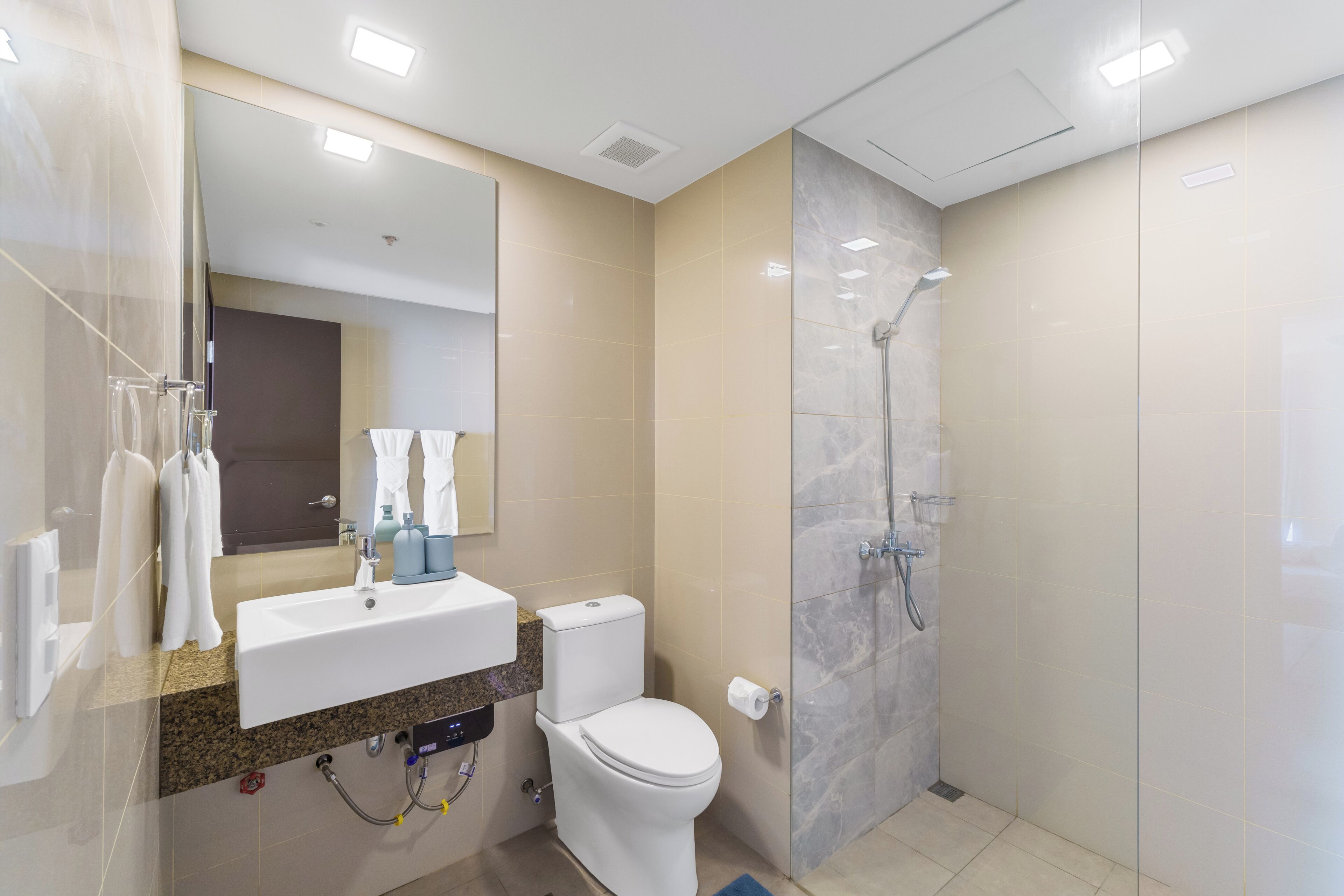Hair dryer, towels, soap, toilet paper
