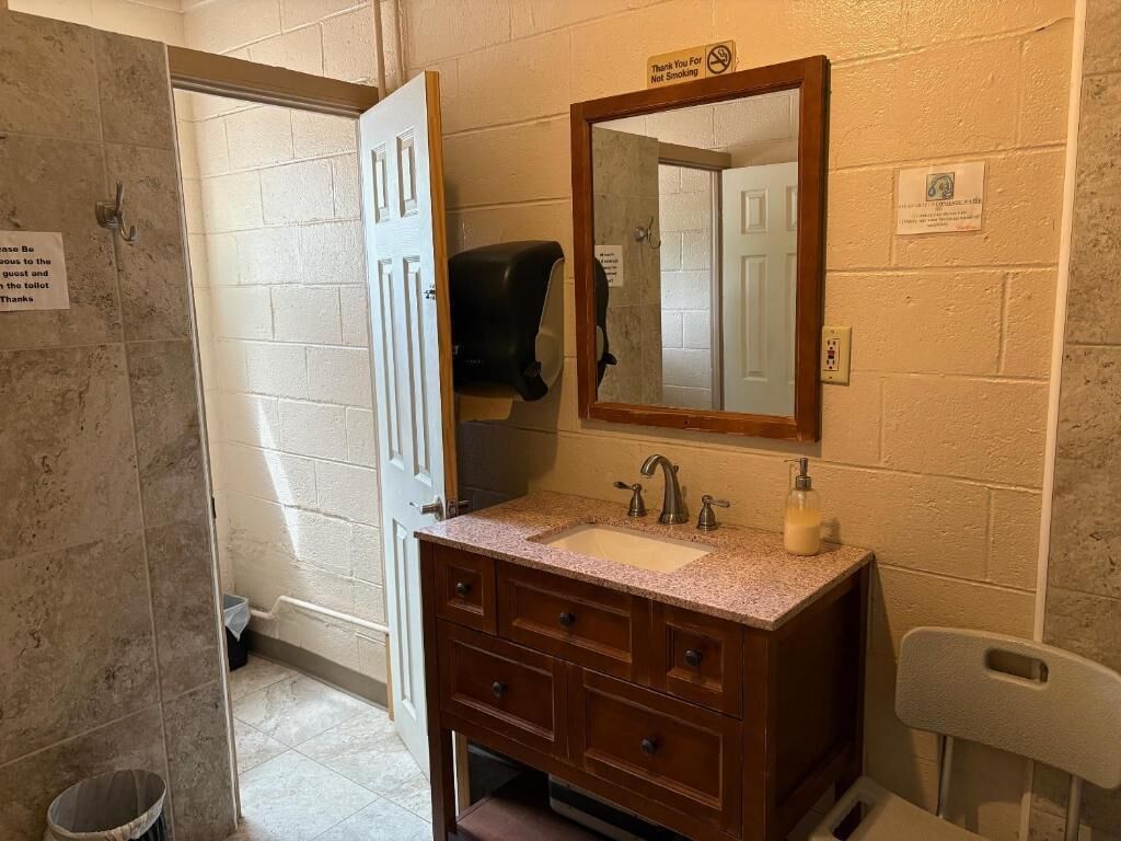 Comfort Double or Twin Room, Balcony, Mountain View | Bathroom | Shower