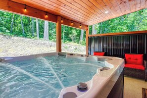 Bain à remous extérieur