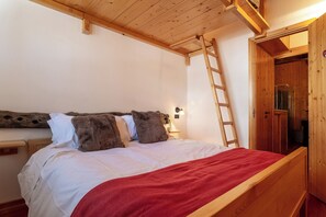 Room - The Aimone - Historic Alpine Retreat (Breuil-Cervinia)
