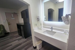 Unclassified image, 5 of 20, button - Sunport Suites near Albuquerque Airport I 25 (Albuquerque)