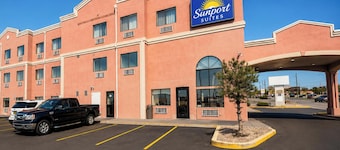 Sunport Suites near Albuquerque Airport I 25