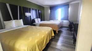 Suite, 2 Queen Beds, Non Smoking - Sunport Suites near Albuquerque Airport I 25 (Albuquerque)