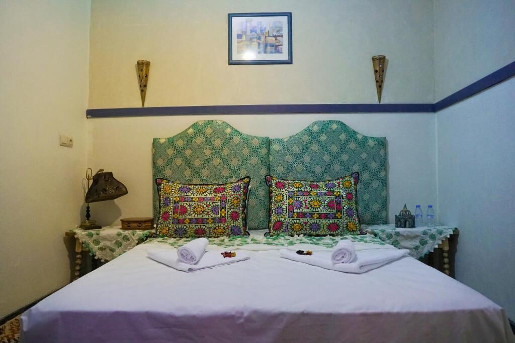 Iron/ironing board, free WiFi