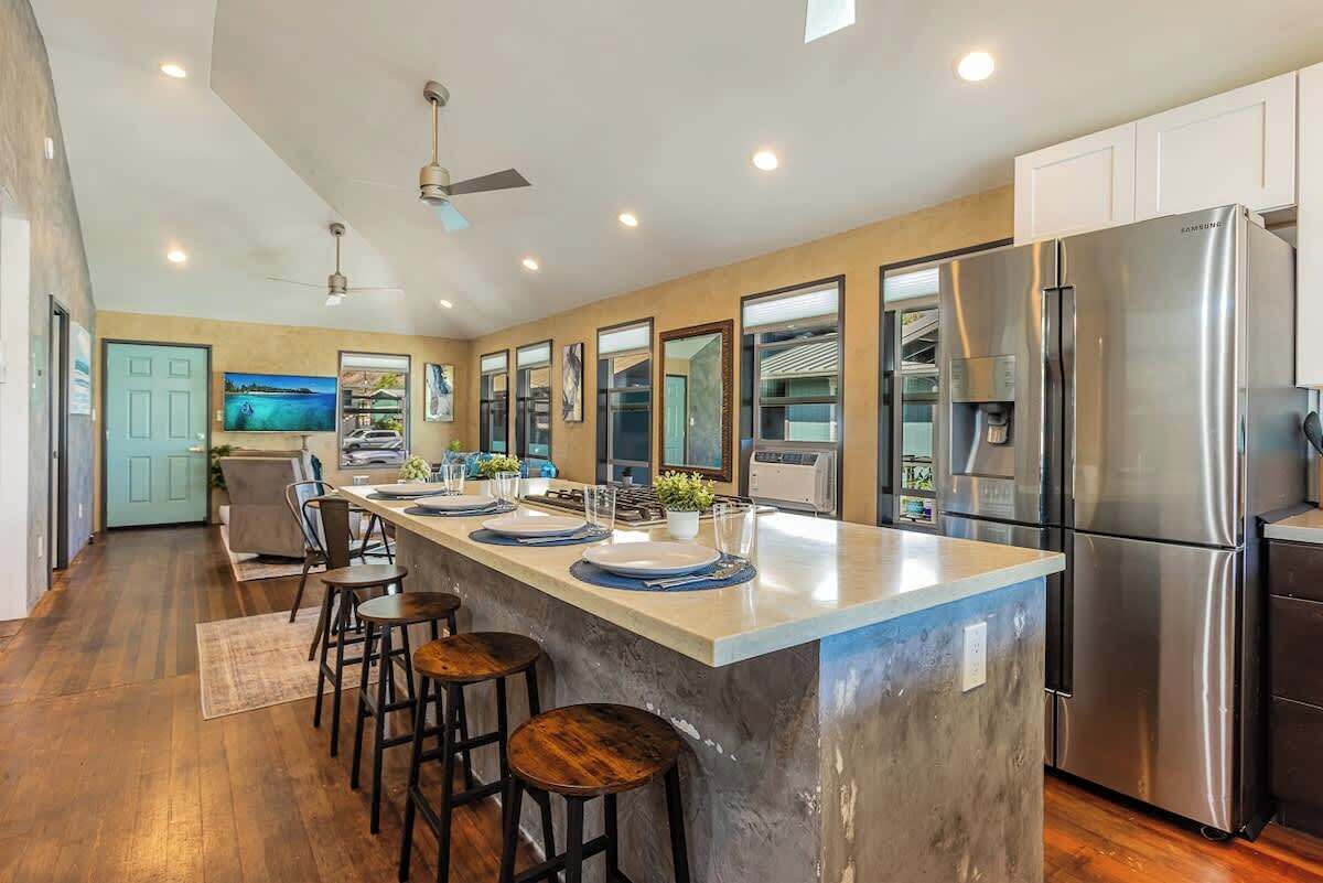 Seating at breakfast bar