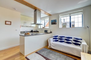Interior - 2 Bed in Swanage (oc-wy412) (Swanage)