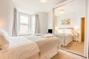 Bügeleisen/Bügelbrett, kostenloses WLAN, Bettwäsche
