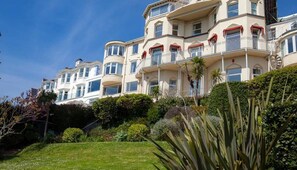 Exterior - 1 Bed in Torquay (oc-admira) (Torquay)
