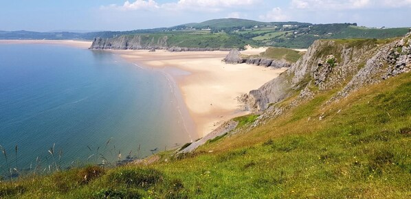 Beach - 3 Bed in Mumbles (oc-hh1223) (The Mumbles)