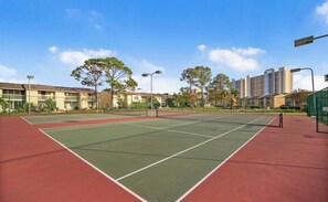 Sports court - 4 bed 2 bath townhome walking distance from the beach! (Panama City Beach)