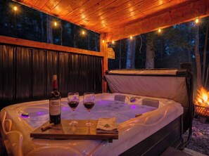 Bain à remous extérieur