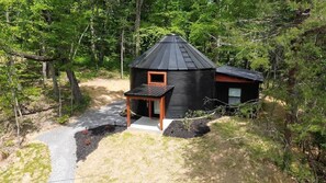 Exterior - Corrugated Cottage (Sevierville)