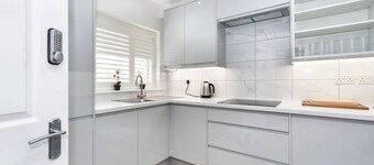 Open mind property - 2 Fayre, Cozy Flat 1