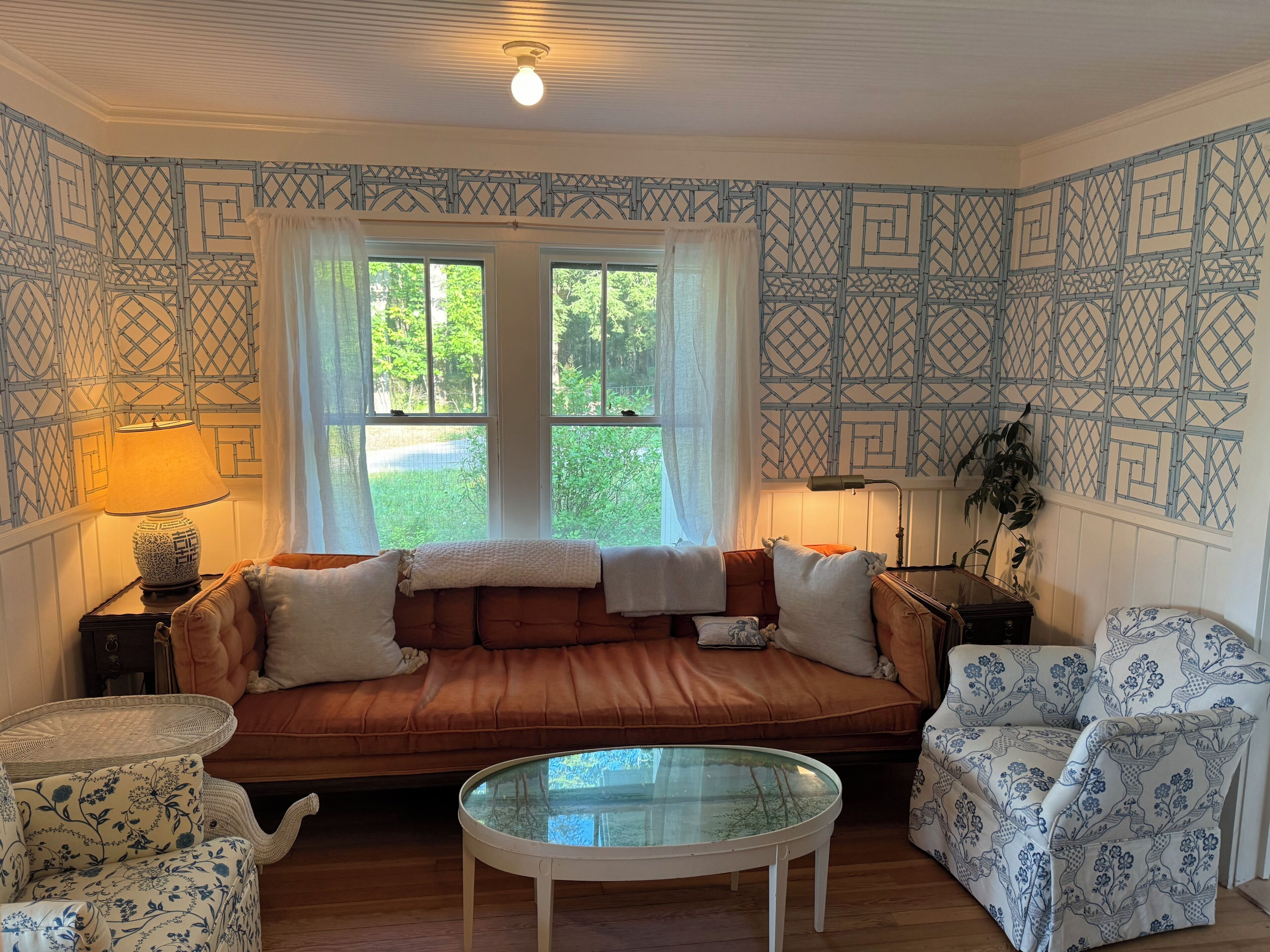 Serene 3-bedroom Cottage, A Children's Paradise, Wildflower Schoolhouse. - Petoskey, MI