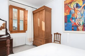 WiFi, bed sheets - Holiday Home 'Pla Den Cosset' with Private Pool, Wi-Fi and Air Conditioning (Capdepera)