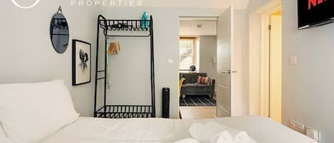 1 bedroom, iron/ironing board, Internet, bed sheets