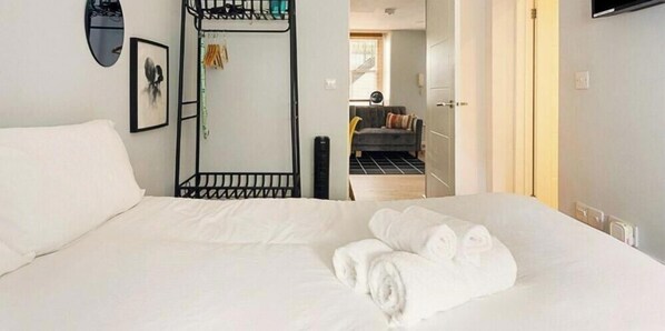 1 Schlafzimmer, Bügeleisen/Bügelbrett, Internetzugang, Bettwäsche