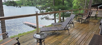 Awesome lakefront 3-bedroom cabin with guest cabin. 3 Queen beds + 2 futons.