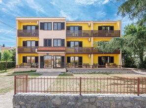 Exterior - Family Apartments Maja Malinska (Malinska-Dubasnica)