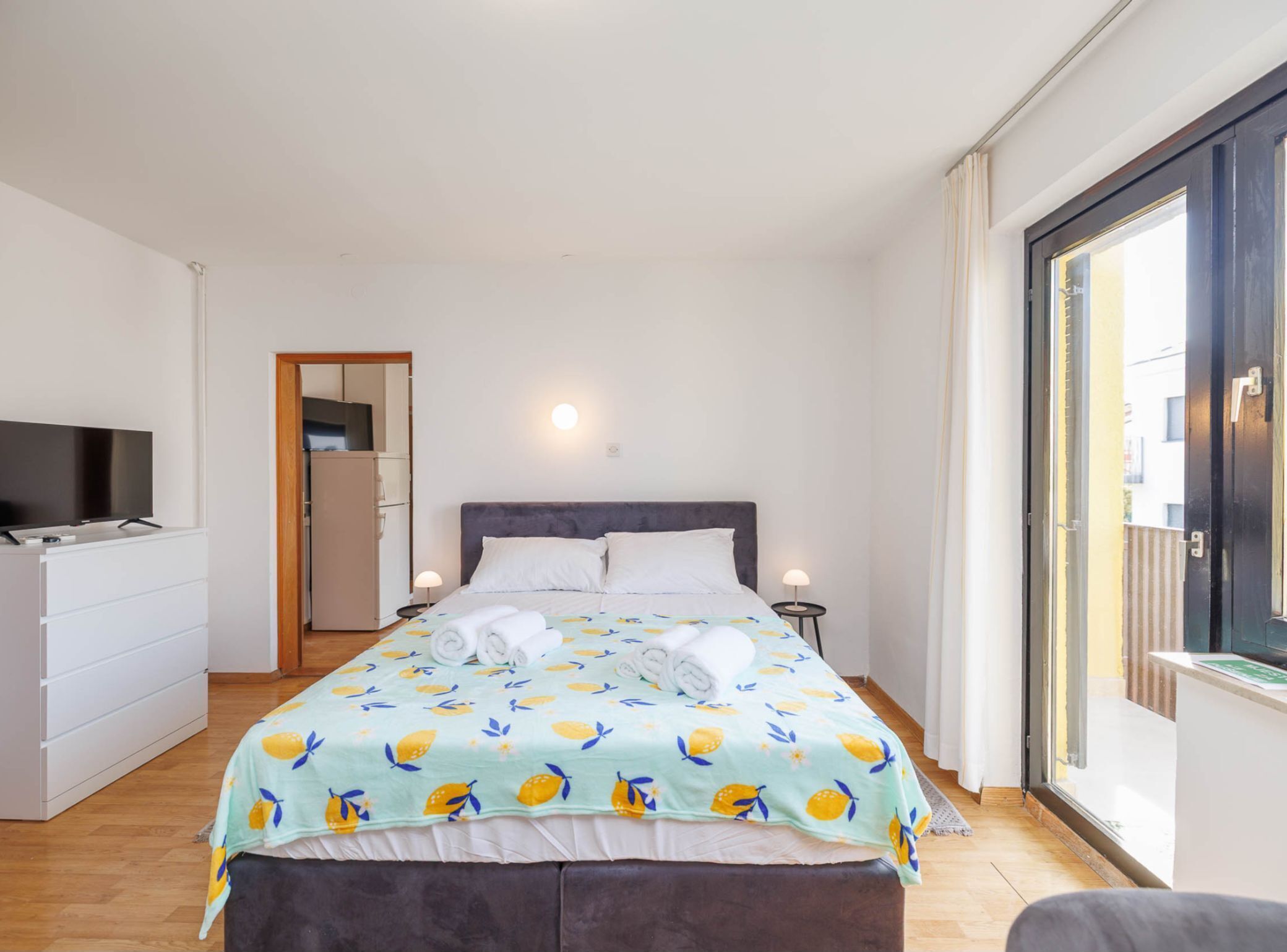 Apartment (Superior Studio Apartment with Balcon) | 16 Schlafzimmer, kostenloses WLAN